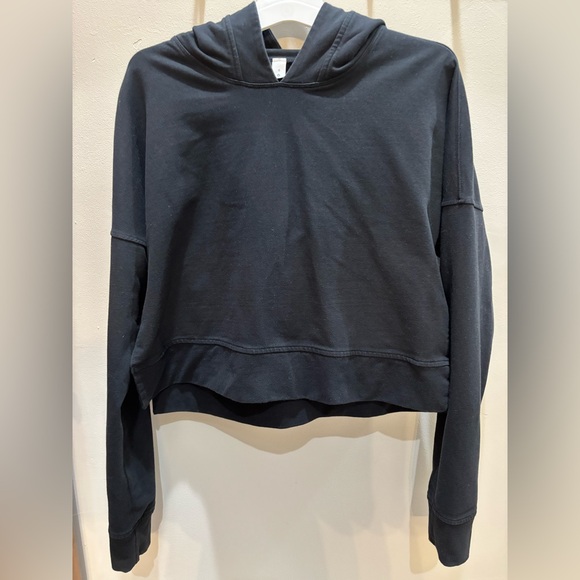 Lululemon Black Cropped Hoodie - Picture 1 of 4